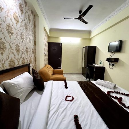 Hotel East Park Electronic City Kammasandra Екстериор снимка