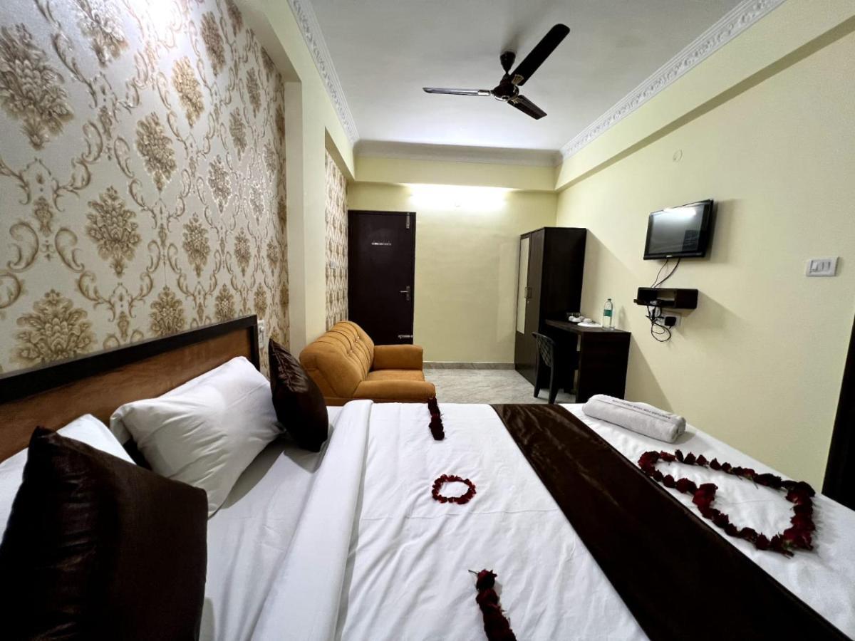 Hotel East Park Electronic City Kammasandra Екстериор снимка