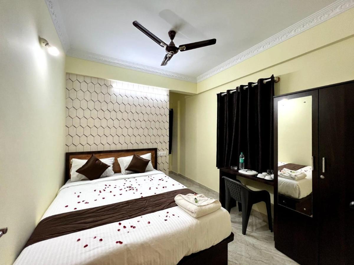 Hotel East Park Electronic City Kammasandra Екстериор снимка