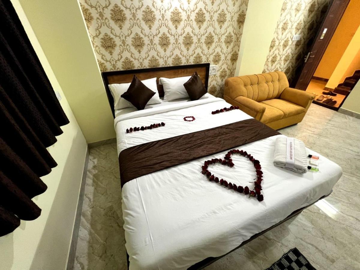 Hotel East Park Electronic City Kammasandra Екстериор снимка
